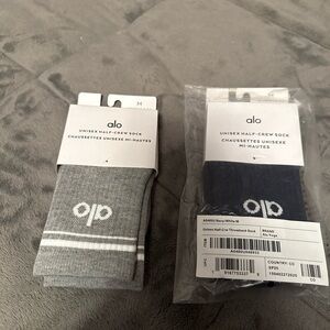 Alo Unisex Half-Crew Socks 2 Pack: Navy/white And Grey/white NWT